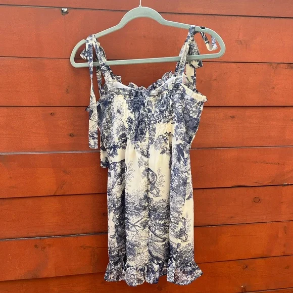 Lulus size xs Breeze the Day Blue and White Print Tie-Strap Mini Dress - Picture 7 of 9